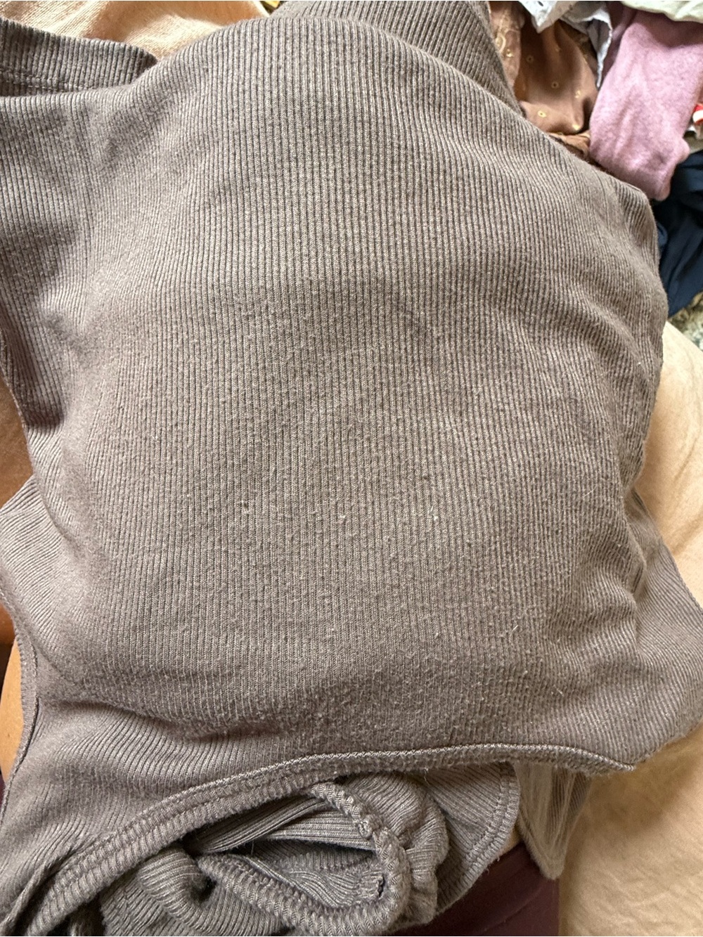 GAP Ribbed Ruffled Shoulder Tank Tops - Picture 11 of 12